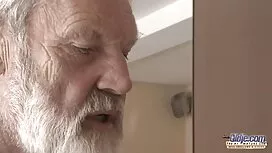 Crnac yoporno u crni ...