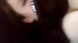 Ljepotica uskih očij ...