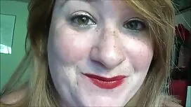 Žena s prirodnim sis ...