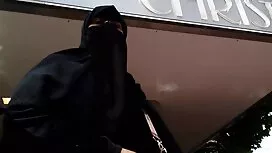 Zrela domaćica ispre ...