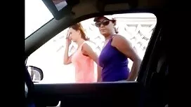 Seksi mačkica voli v ...