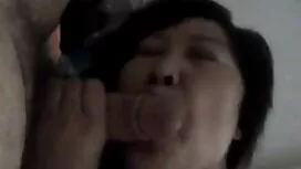 Mama sa zalijepljeni ...