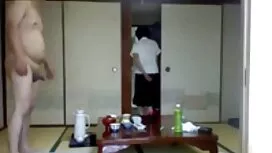 Nerd u naočalama cal ...