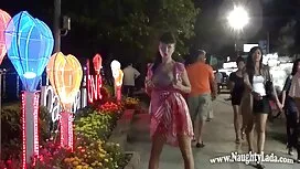 Umjetnik za tetovira ...
