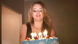 Amerikanka Mia danis ...
