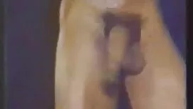 Kola s uskim očima u ...