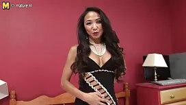 Mlada djevojka porno ...